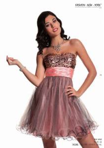 Robe de soirée bustier Fashion New York disponible en 3 coloris : Nu, Argent et or