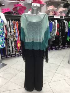tunique en résille perlée 375 € sur pantalon mousseline taille élastique du 36 au 52 : 275 €