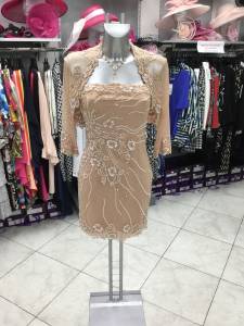 boléro beige resille perle et dentelle avec robe coordonnée (six coloris disponibles) près d'aix en provence