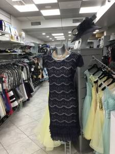 robe courte de ceremonie , grande taille : 349 €