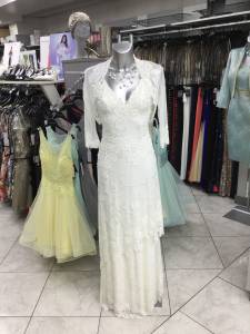 Robe de mariée longue disponible de la taille XS au 3XL 