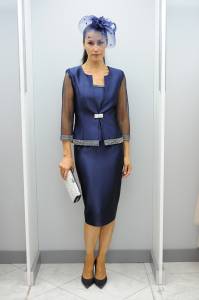 tailleur jupe bleu marine tessy , pour cérémonie ou mariage , 549 € les trois pièces 