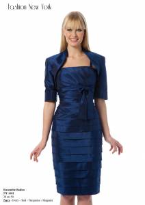 robe et veste , marine , turquoise , beige ou fushia  , 249 €