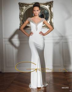 robe longue blanche pour mariage , soirée et cérémonie a marseillle chez lm gerard : strass et cristal : du s au 3xl : 749 €