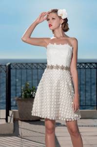 robe de ceremonie , sonia pena , a marseille pour lm gerard , ivoire et or , 375 €