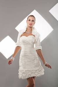 VESTE et BOLEROS pour femme printemps été 2013