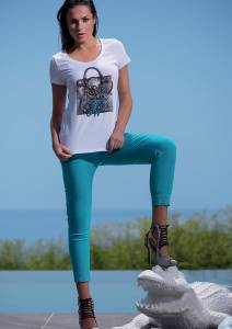 Pantalon couleur pour des journées hautement colorée