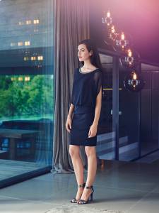 Offrez-vous une robe noire courte chic de la collection printemps été 2015