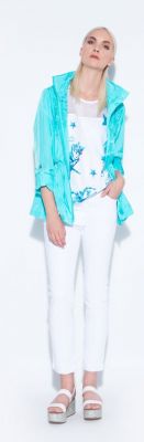 Ananke tenue blanc veste bleu