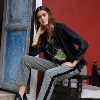 Betty Barclay pantalon gris et veste noire