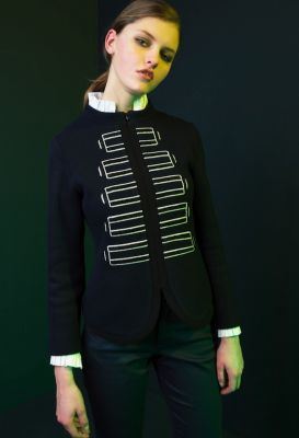 pull noir bleu blanc rouge