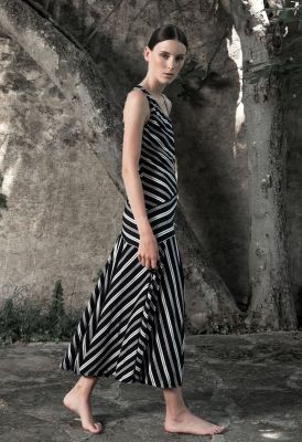 Indies robe longue rayée sans manche
