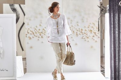 Pantalon blanc femmes collection printemps été 2018