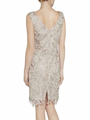 robe courte cérémonie dos v avec broderie