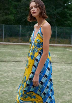 robe longue sans manche jaune et bleu